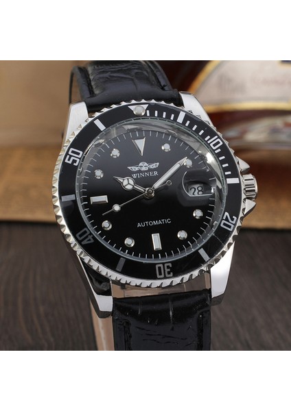 Siyah Kırmızı Siyah T-Kazanan Dairesel Dişli Mekanik Saat Takvimi Çelik Kayış Mekanik Saati Çok Renkli Erkek Saatini Gösterir (Yurt Dışından) indirimleri