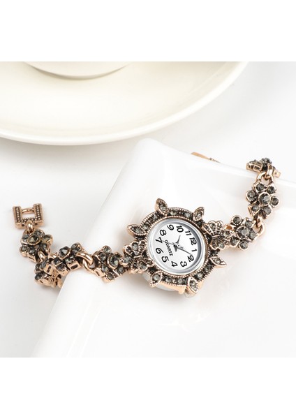 Gümüş Vintage Kadınlar Rhinestone Çiçek Charm Yuvarlak Arama Analog Kuvars Bilezik Izle Bayanlar Bilezik Lüks Izle Kız Arkadaşı Için Hediye (Yurt Dışından) fırsatları
