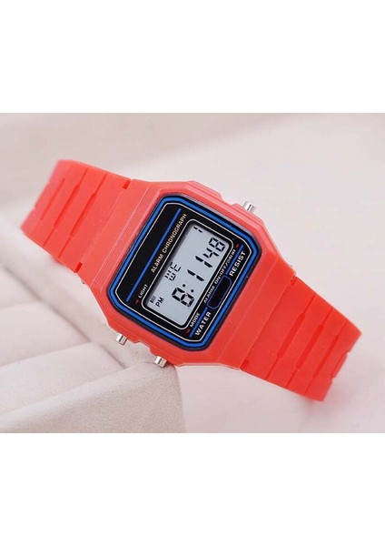 Kırmızı Dijital Saatler Erkekler Kadınlar Için Rahat LED Elektronik Kol Saati Moda Su Geçirmez Açık Spor Kadın Saat Relojes Digitales (Yurt Dışından)