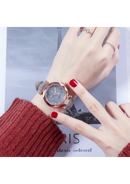 Gri Set 2020 Kişilik Kız Öğrenci Izle Kadın Yıldız Quartz Saat Moda Rahat Kadın Saati Bayanlar Bilezik Izle Hediye Izle (Yurt Dışından) indirimleri