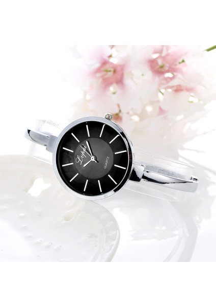 Altın Siyah Metal Kadın Bilezik Saatler Lüks 2022 Moda Kuvars Kol Saati Basit Bayanlar Saat Zarif Kadın Saat Relogio Montre Femme (Yurt Dışından) fırsatları