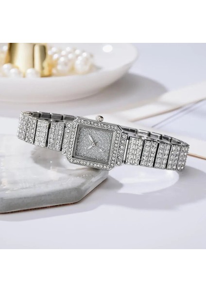 Gümüş Kadın Marka Lüks Tam Taklidi Bilezik Saatler Kare Elmas Bayanlar Izle Hediye Kuvars Kol Saati Relogios Femininos Saat (Yurt Dışından) fiyatları