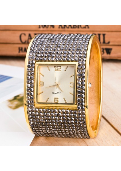 Sıyah Lüks Marka Tam Elmas Bilezik Izle 2021 Yeni Kadın Moda Kişiselleştirilmiş Altın Kuvars Kol Saati Relogio Feminino Saat Sıcak (Yurt Dışından) indirimleri