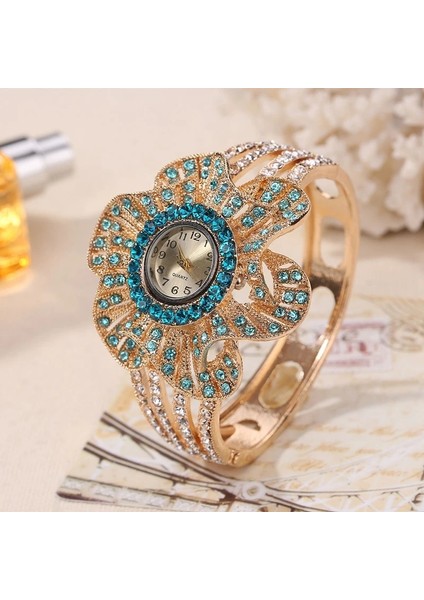 Gül Kırmızı Yeni Moda Kol Saati Kadın Çiçek Şekli Takı Bilezik Izle Kristal Bayanlar Kuvars Saat Relogio Feminino Bayan Kol Saati (Yurt Dışından) modelleri