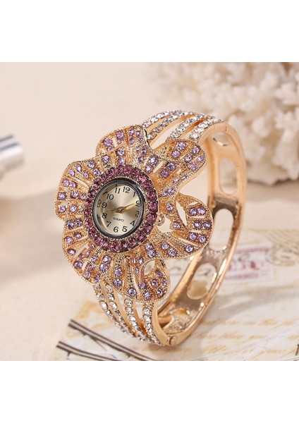 Gül Kırmızı Yeni Moda Kol Saati Kadın Çiçek Şekli Takı Bilezik Izle Kristal Bayanlar Kuvars Saat Relogio Feminino Bayan Kol Saati (Yurt Dışından) indirimleri