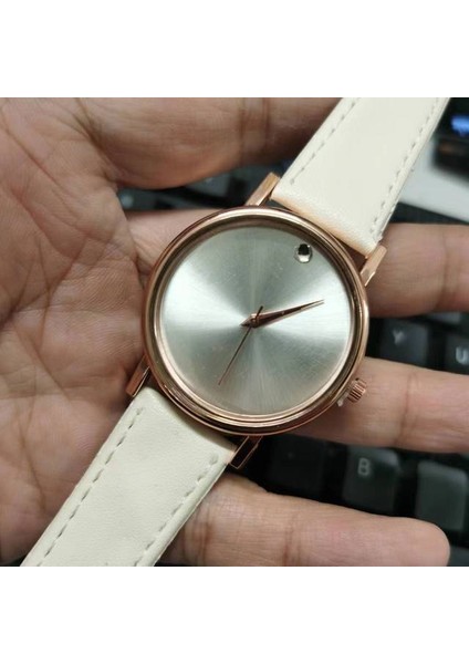 Izle Moda Gündelik Erkek Tarzı ve Yavaş Kayış Izle Üç Göz Altı Dikiş Eğlence Moda Aktivite Saati, Kuvars Saat (Yurt Dışından)