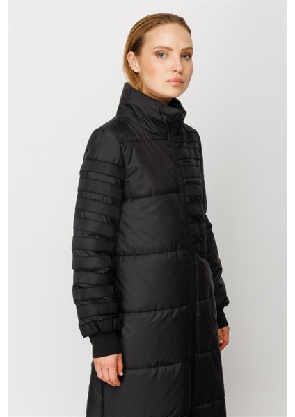 Garni Şerit İşleme Fulla Kapitone Dolgulu Spor Manto-Siyah indirimleri