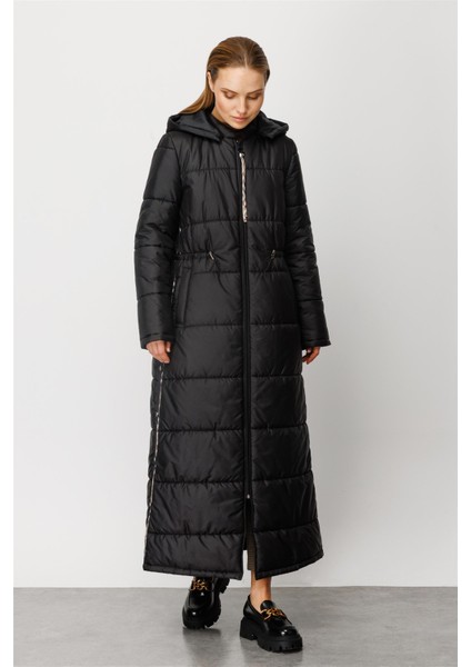 Özel Garni Detaylı Tüm Beden Kapitone Dolgu Spor Manto Kaban-Siyah