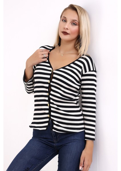 Çizgili V Yaka Fitilli Gold Düğme Detaylı Triko Hırka modelleri