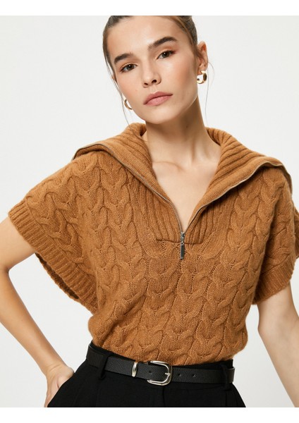 Oversize Süveter Örgü Yarım Fermuarlı Geniş Yaka Saç Örgüsü Desenli