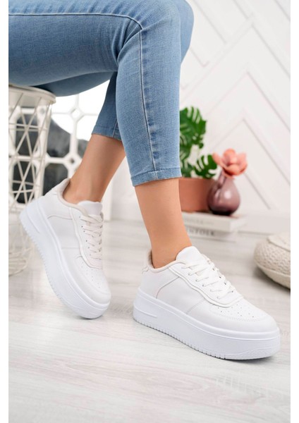 Beyaz Sneaker modelleri