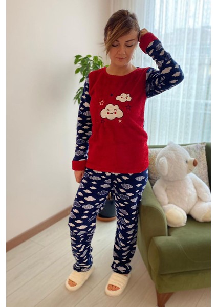 Kadın Kırmızı Desenli Kışlık Polar Peluş Pijama Takımı 18D-1904