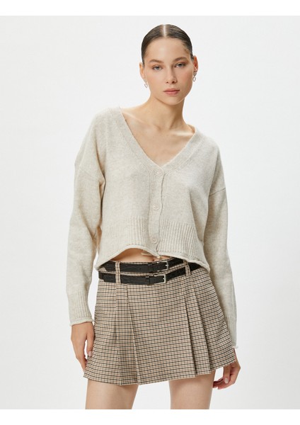 Düğmeli V Yaka Hırka Yumuşak Dokulu Uzun Kollu modelleri