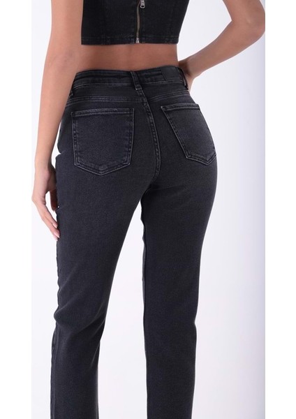 Paçaları Dikişsiz ve Yüksek Belli Cepli Astarsız Kadın Kot Pantolon Mom Fit Jean Antrasit Denim indirimleri