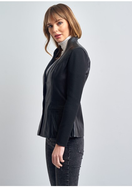 Kadın Siyah Çift Cepli Örme Kol Deri Ceket indirimleri