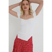4 Sisters Fashion Prenses Yaka Zıbın Model Kısa Kollu Beyaz Rengi Tasarım Kazak