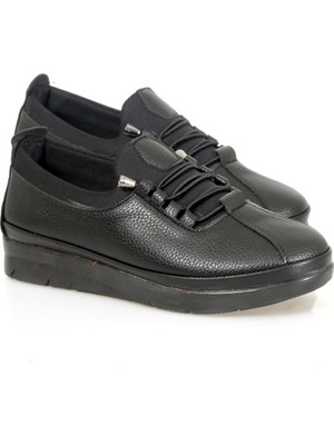 Ayakkabı Yolla Siyah Cilt Baskılı Lastik Bağcıklı Günlük Anne Ayakkabısı