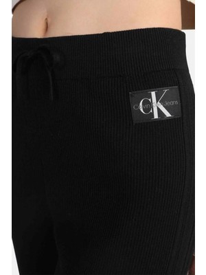 Calvin Klein Calvin Klein Slim Fit Düz Paça Jogger Pantolon J20J222114BEH Bayan Pantolon J20J222114 Beh