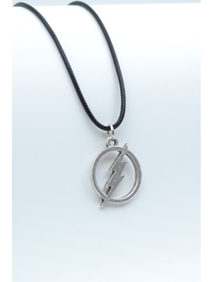 Şimşek - The Flash  Gümüş Kaplama Unisex Deri İp Kolye kod 409