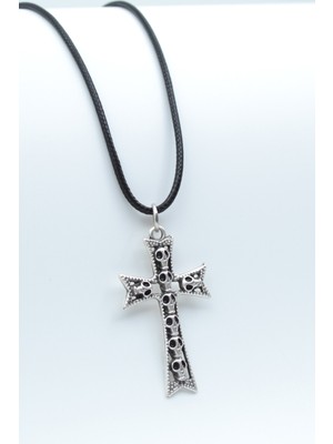 Had Safha Accessories Kuru Kafalı Haç Deri Ip Kolye