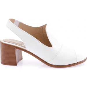 057 Kadın Lastik Detayli Topuklu Sandalet