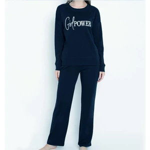 840.617 Kadın Kışlık Önü Nakışlı Pijama Takım