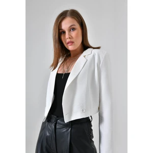 Beyaz Kruvaze Crop Blazer Ceket
