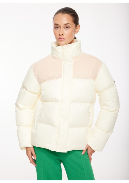 Kırık Beyaz Kadın Dik Yaka Basic Kapitone Mont D3WL-MNT5 fiyatları