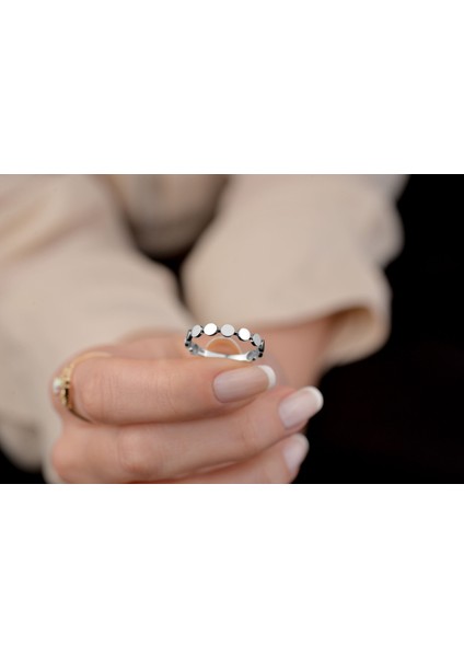 Kadın 14 Ayar Altın Yüzük, Minimal Yarım Tur Nokta Yüzük fiyatları