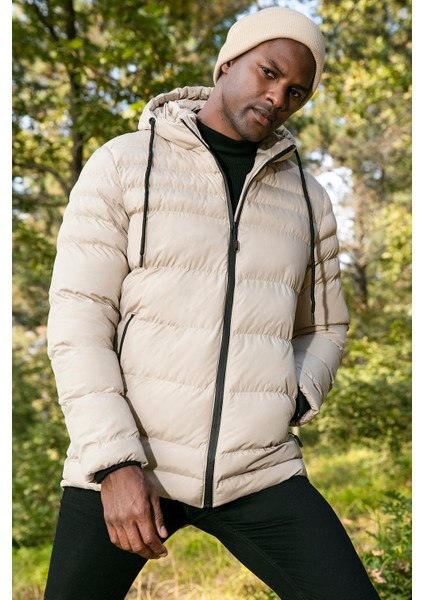 Su Itici Slim Fit Soğuğa ve Rüzgara Dayanıklı Kapüşonlu Şişme Mont Erkek Mont 649005