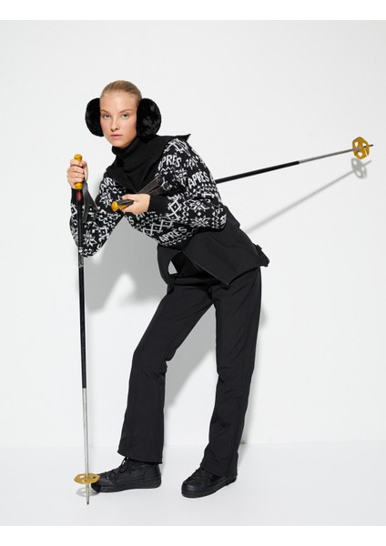 Örgü Kazak Yarım Fermuarlı Geniş Yaka Desenli