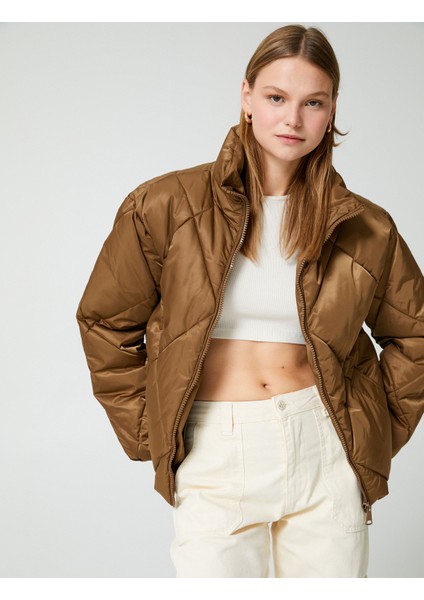 Kapitone Şişme Mont Dik Yaka Fermuarlı Cepli fiyatları