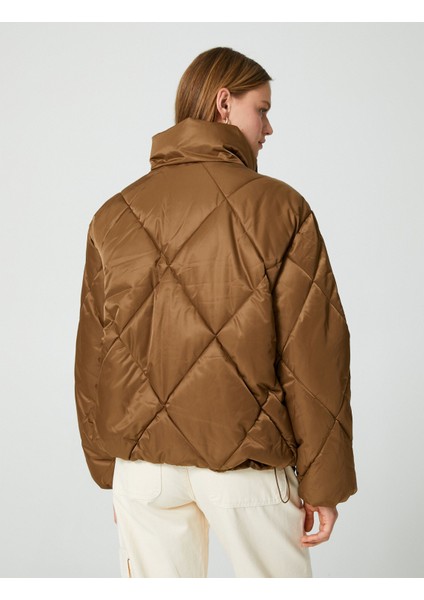 Kapitone Şişme Mont Dik Yaka Fermuarlı Cepli fırsatları