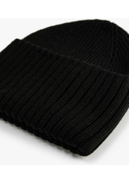 Lastikli Örgü Bere Kenarları Geniş Katlı modelleri