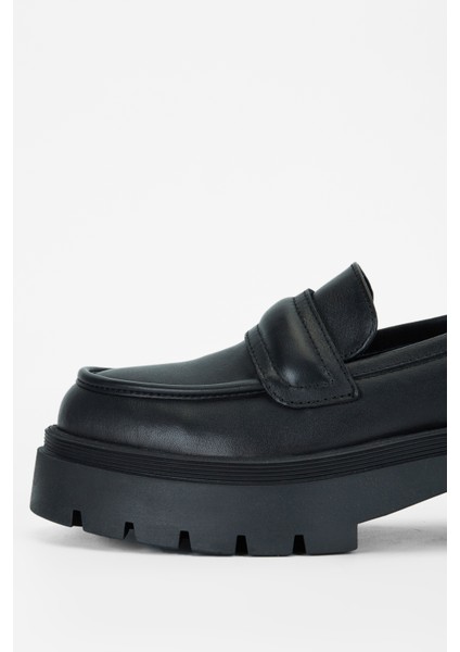 Kadın Deri Casual Ayakkabı 775 3293 Bn Ayk SK23/24 modelleri