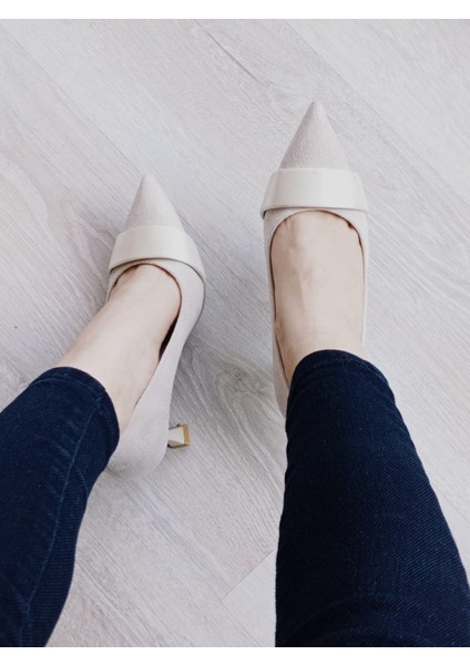 Akın Özmen Kadın Beyaz Süet Orta Topuklu (7cm) Stiletto