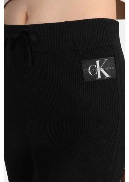 Calvin Klein Slim Fit Düz Paça Jogger Pantolon J20J222114BEH Bayan Pantolon J20J222114 Beh