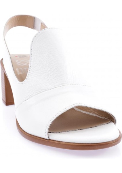 057 Kadın Lastik Detayli Topuklu Sandalet fiyatları