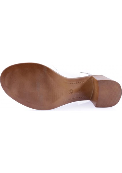 057 Kadın Lastik Detayli Topuklu Sandalet indirimleri