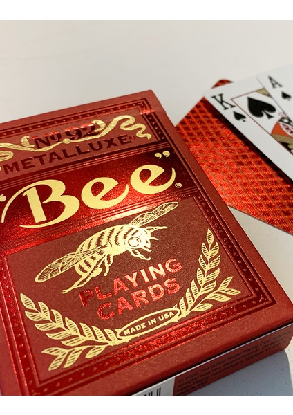 Bee Metalluxe RED Oyun Kartı fırsatları