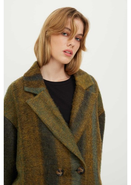 Batik Geçişli Kruvaze Kaban Standart Renk K2419007_089 fırsatları