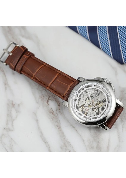 FS815605 Kutusu ile Forsınıng Erkekler Kol Saati Otomatik Mekanik Askeri Spor Klasik Erkek Saat Üst Marka Lüks Hollow Adam Izle 8156 (Yurt Dışından) fırsatları