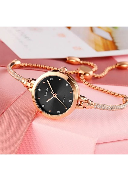 Yeşil Kutu Skmeı Marka Lüks Kadın Bilezik Izle Paslanmaz Çelik Kuvars Bayanlar Izle Su Geçirmez Saat Relogio Feminino 1805 Montre Femme (Yurt Dışından) fiyatları