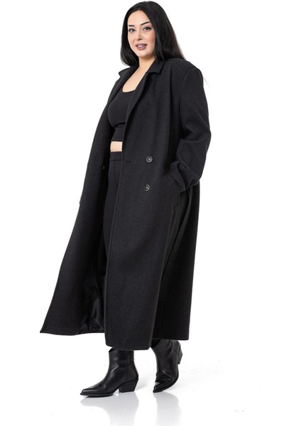 Büyük Beden Yırtmaçlı Uzun Astarlı Siyah Kaşe Kaban indirimleri