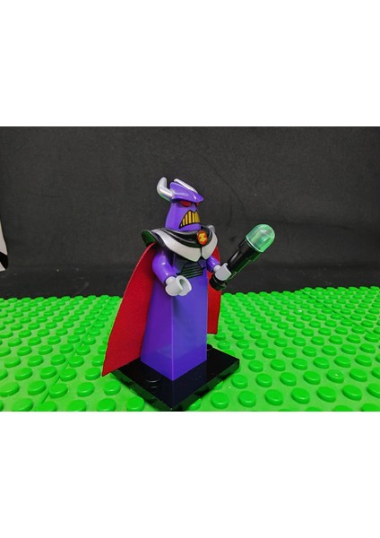 Toy Story Buzz Lightyear Mini Figür Evil Emperor Zurg X-201