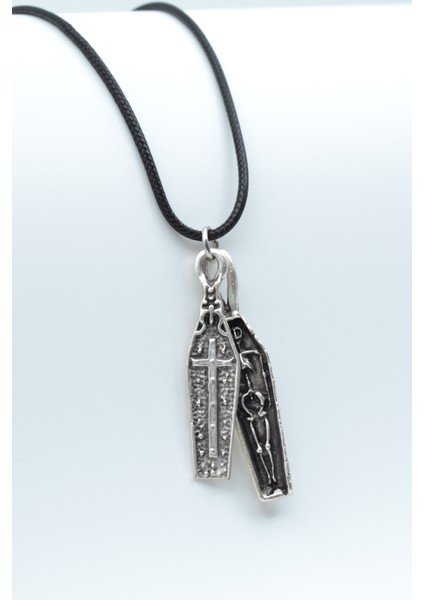 Tabut İskelet Haç Deri Ip Kolye
