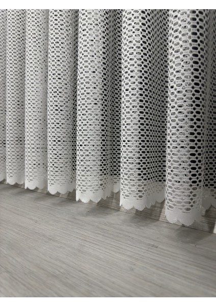 Taç Delikli Dantel Tül Perde, 1/2 Seyrek Pile, Tek Kanat - Ekru 100 x 250 cm fırsatları