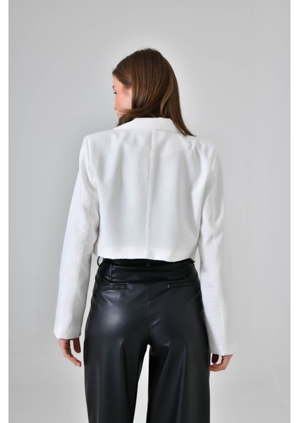 Beyaz Kruvaze Crop Blazer Ceket indirimleri