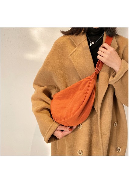 Küçük Kadın Moda Trend Kore Omuz Messenger Katı Renk Öğrenci Sanat Yarım Yuvarlak Çantası (Yurt Dışından) fiyatları