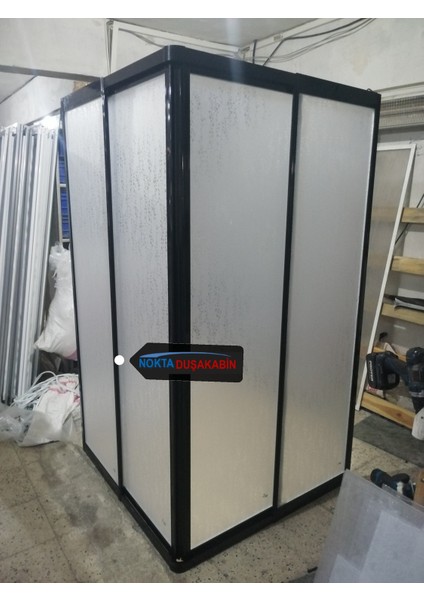 90X90 cm Kare Teknesiz Duşakabin Siyah Profil Plastik Camlı